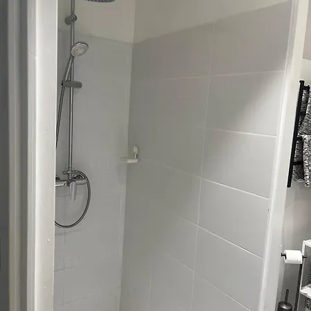 En Centre Apartment *